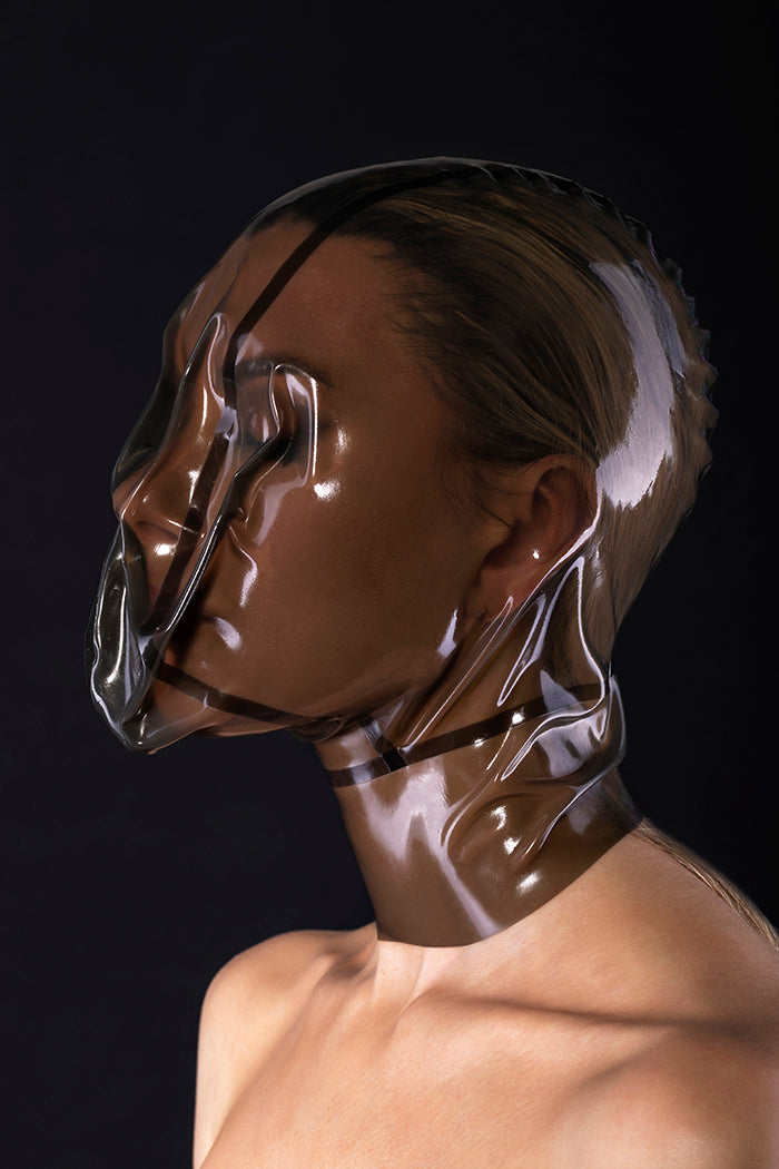 Latex ecstasy mask without zipper and small breathing hole – Bright&Shiny