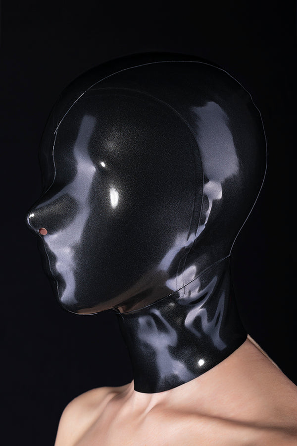 Latex mask without zipper